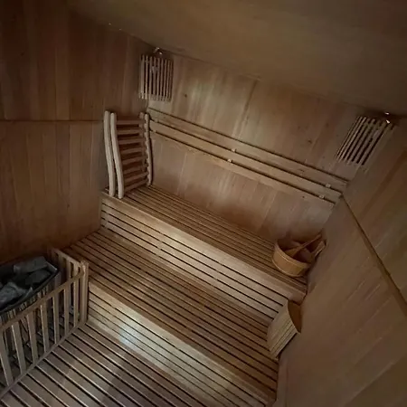 Avec Piscine